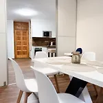 Appartement Castle View Retreat Breakfast Available Trenčín