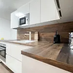 Castle View Retreat Breakfast Available Appartement