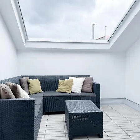 Castle View Retreat Breakfast Available Appartement