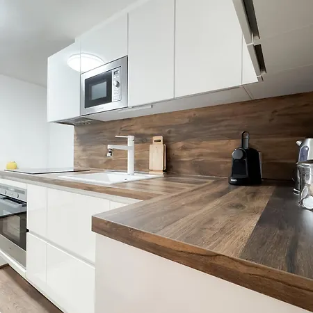 Castle View Retreat Breakfast Available Appartement