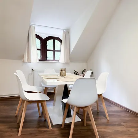 Appartement Castle View Retreat Breakfast Available *