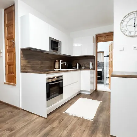 Appartement Castle View Retreat Breakfast Available Trenčín