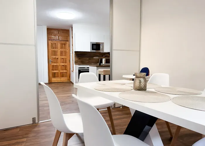 Lejlighed Castle View Retreat Breakfast Available Nearby Trenčín