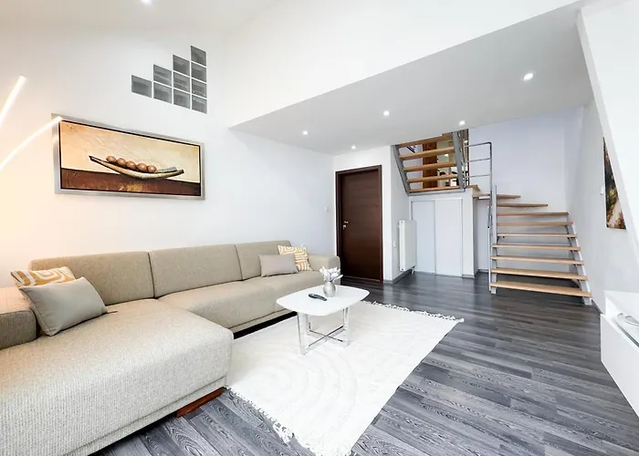 Lejlighed Castle View Retreat Breakfast Available Nearby *