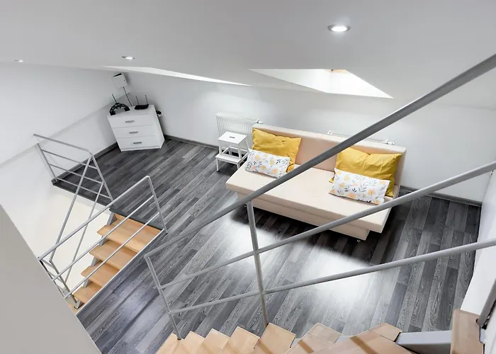 Lejlighed Castle View Retreat Breakfast Available Nearby